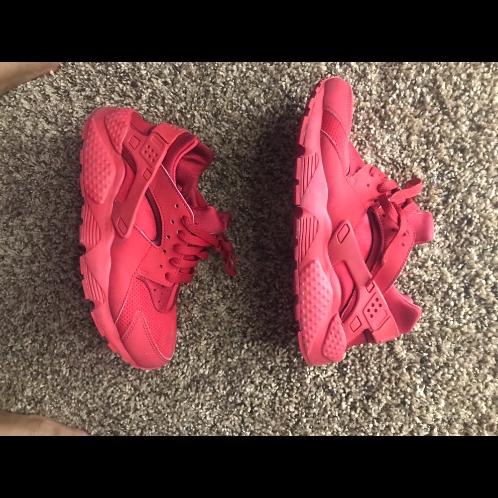Red hurraches